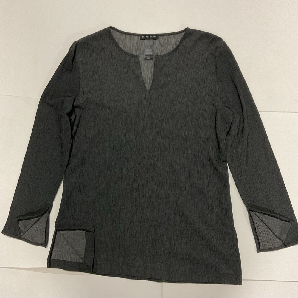 Kenneth Cole Women’s Grey Charcoal Pullover Top Split Neck Split Cuffs